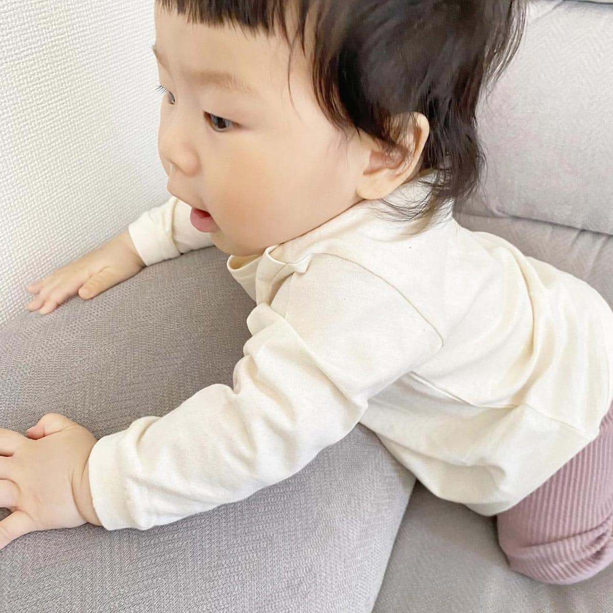 オーガニックコットン ベビー天竺肩ボタン付きTシャツ(長袖)