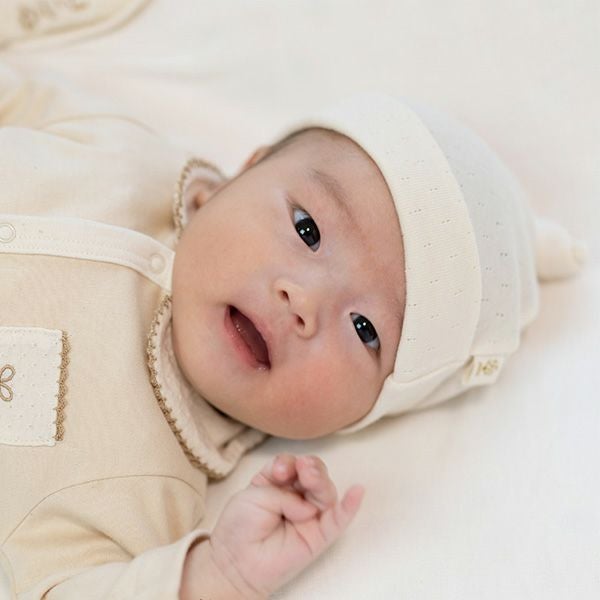 オーガニックコットン ベビー アイレット柄フライス結び帽 ナチュラル