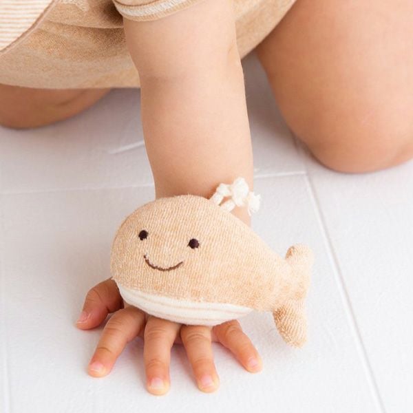 オーガニックコットン くじらリストガラガラ