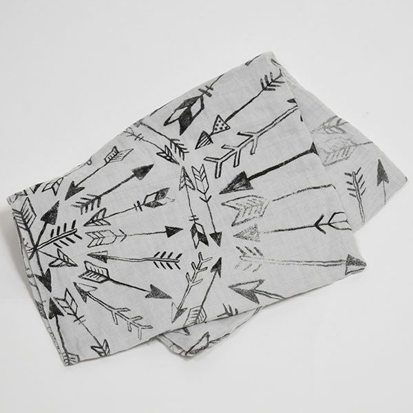 オーガニックコットン モスリンスワドルScarf Faded Arrows