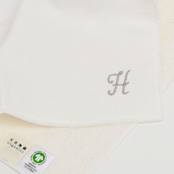 オーガニックコットン イニシャルミニタオル（ケース入り）