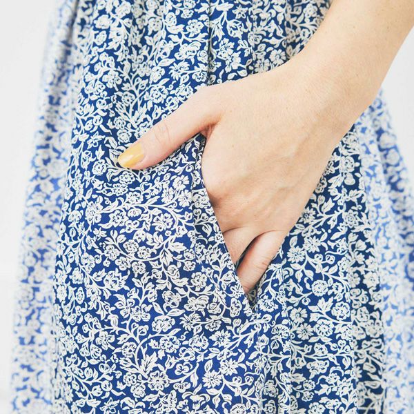 オーガニックコットン Ｖ＆Ａマートン柄ノースリーブフレアワンピース