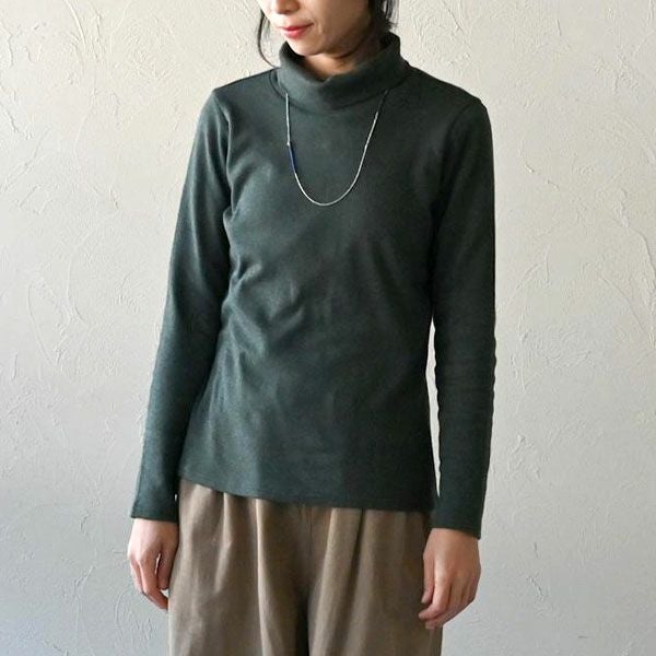 オーガニックコットン タートルネックトップ