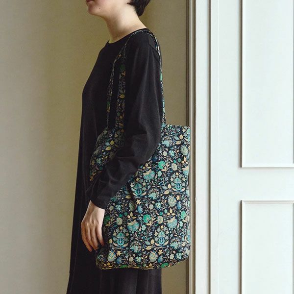 オーガニックコットン Ｖ＆Ａ トートバッグ