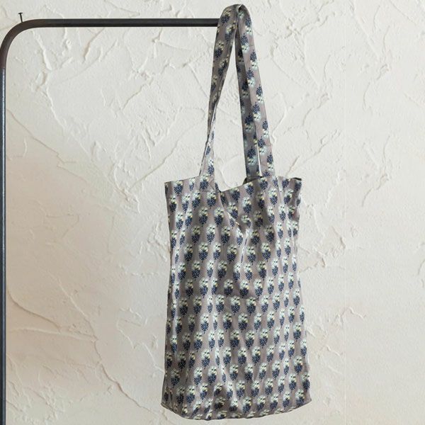 オーガニックコットン Ｖ＆Ａ トートバッグ