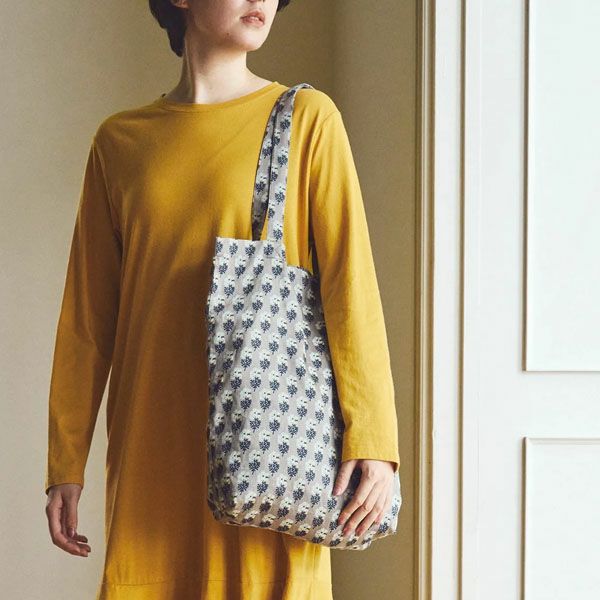 オーガニックコットン Ｖ＆Ａ トートバッグ