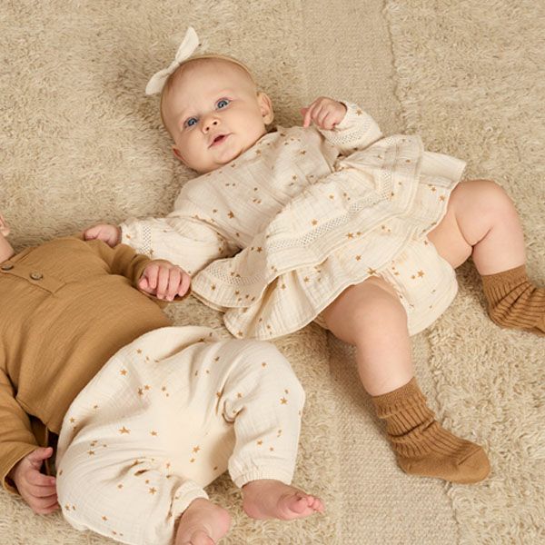 オーガニックコットン ベビー ガーゼペプラム付き ロンパース(長袖)