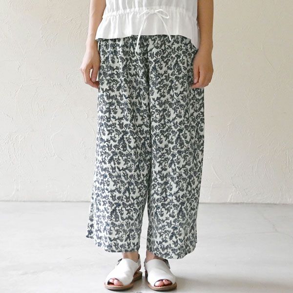 オーガニックコットン ボタニカルリラックスパンツ