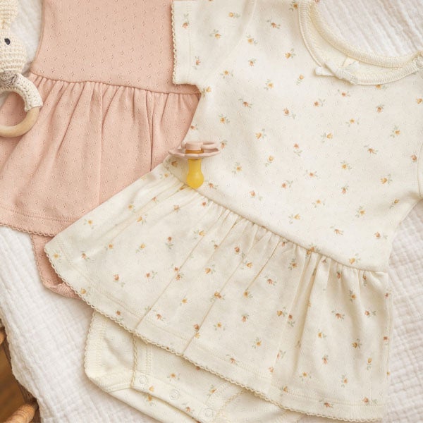 オーガニックコットン ベビーポインテルスカート付き ロンパース(半袖)