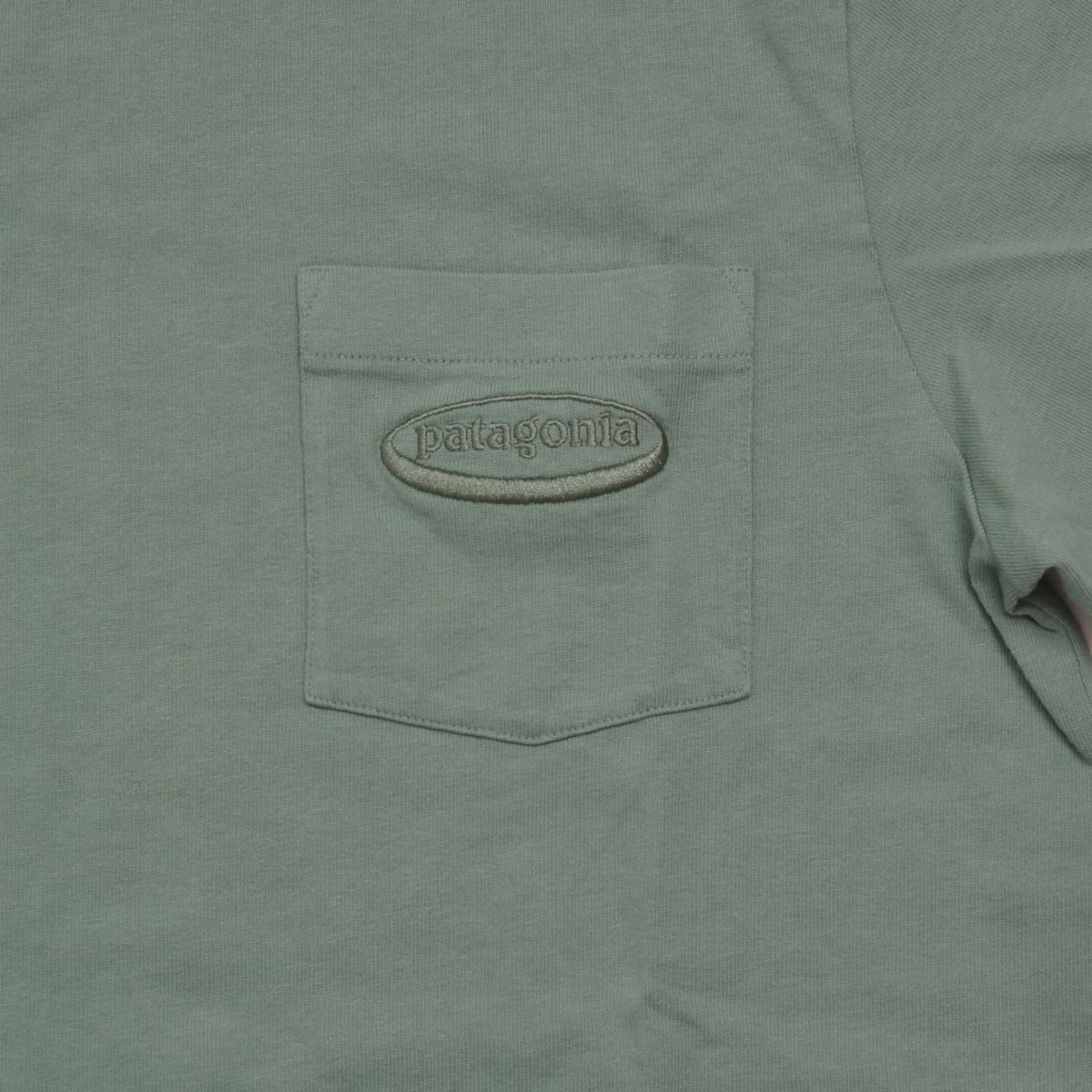 オーガニックコットン メンズ・ロングスリーブ・ミッドウェイト・'95 オーバル・ロゴ・ポケット・Tシャツ