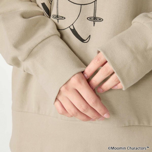 オーガニックコットン ムーミン ユニセックス裏毛スウェットトップ・スキーをするムーミントロール